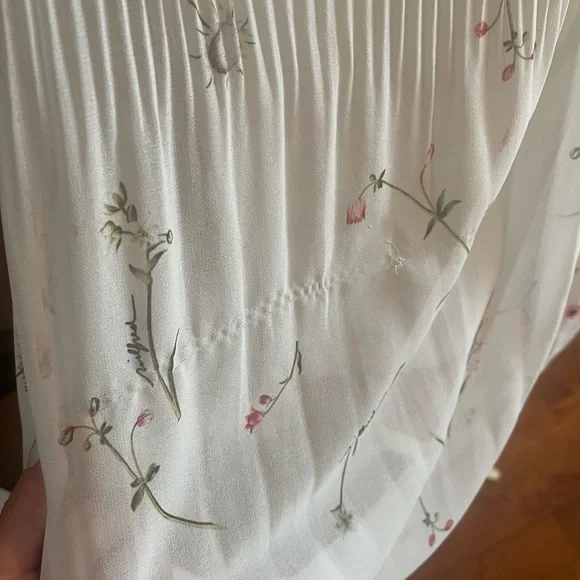 Wilfred White Floral Dress - Picture 3 of 9